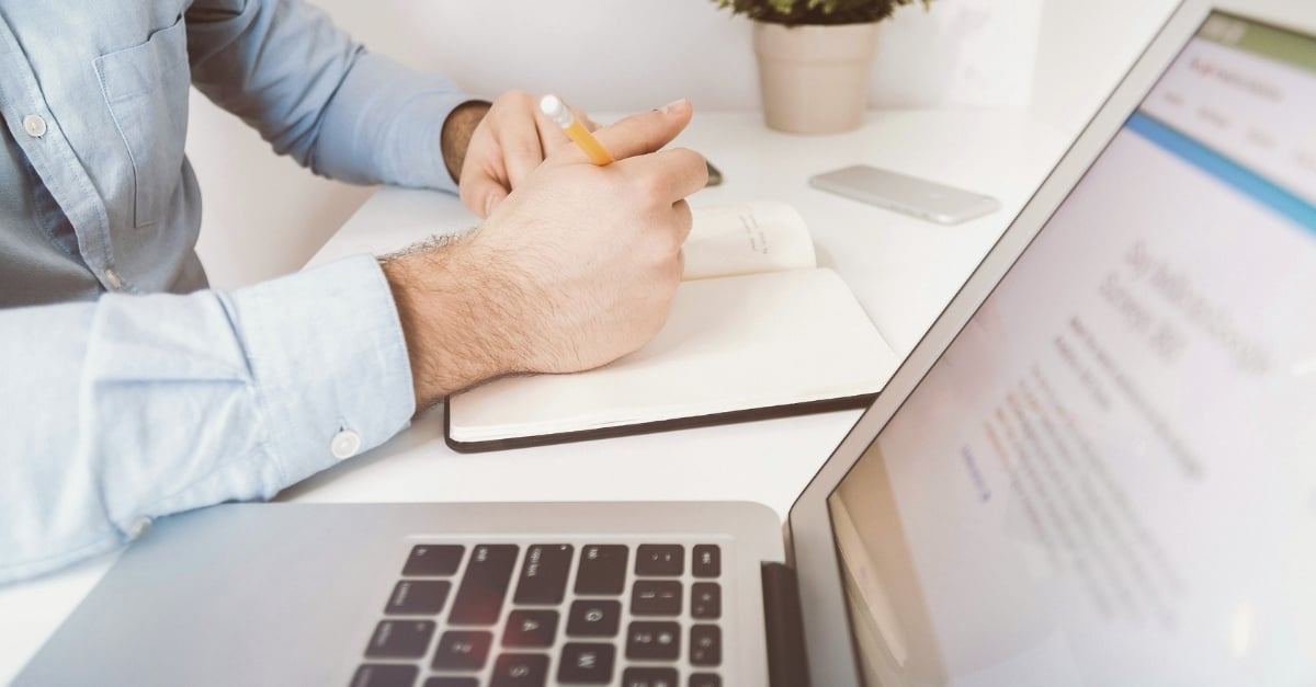 Generative AI vs Predictive AI