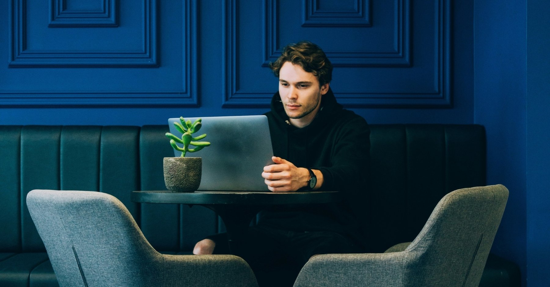 AI Policy Transparency & Readability: Best Practices